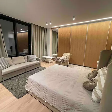 Luxurious Brand New Daire